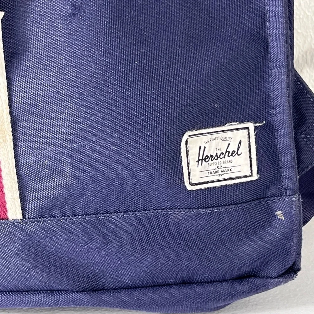 Herschel City Offset Mid-Volume 14L Backpack Navy Blue